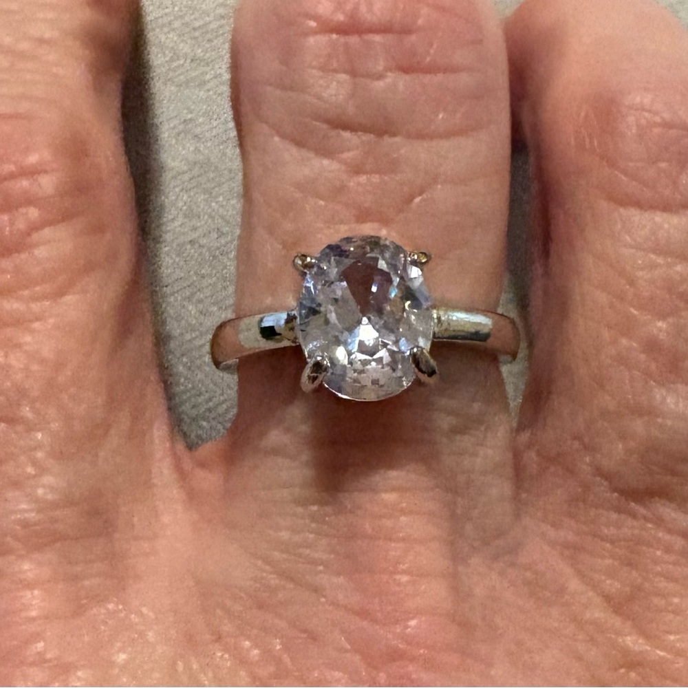 Elegant Silver Women's Ring